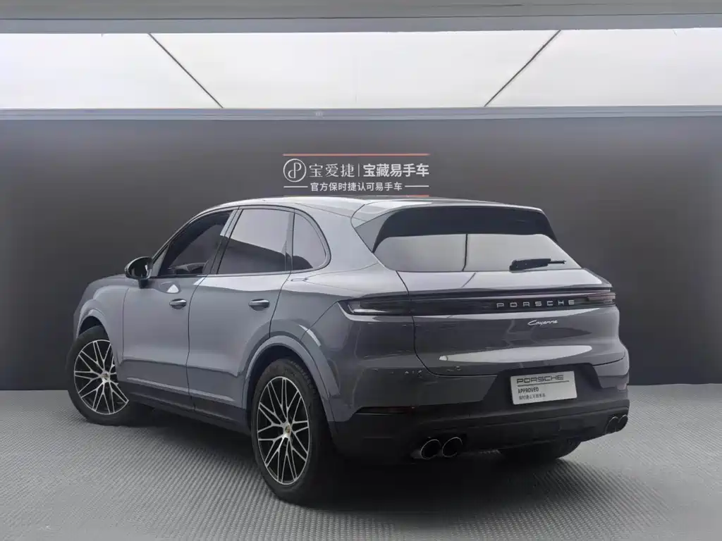 Porsche Cayenne 2025