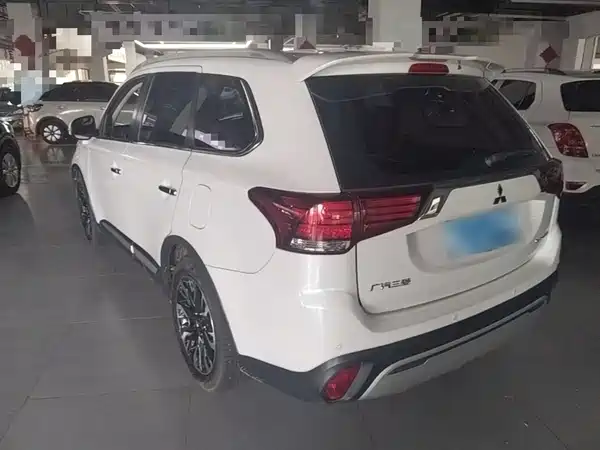 Mitsubishi Outlander 2019