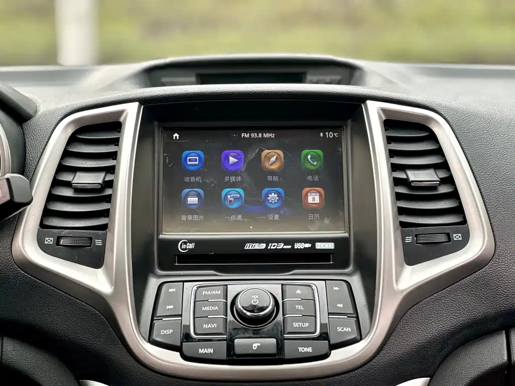 Changan Eado XT 2015 — фото 34