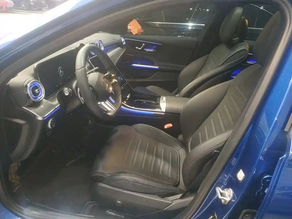 Mercedes-Benz C-Class 2023