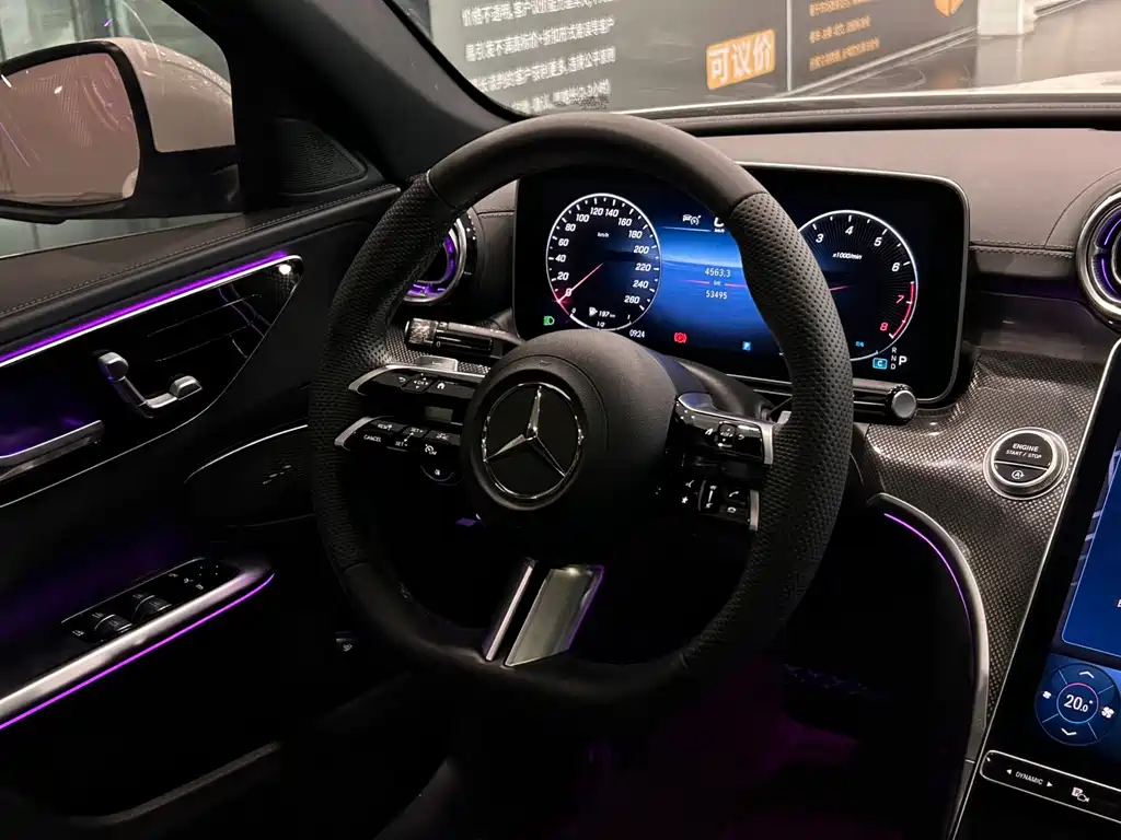 Mercedes-Benz C-Class 2023 — фото 10