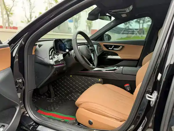 Mercedes-Benz E-Class 2024