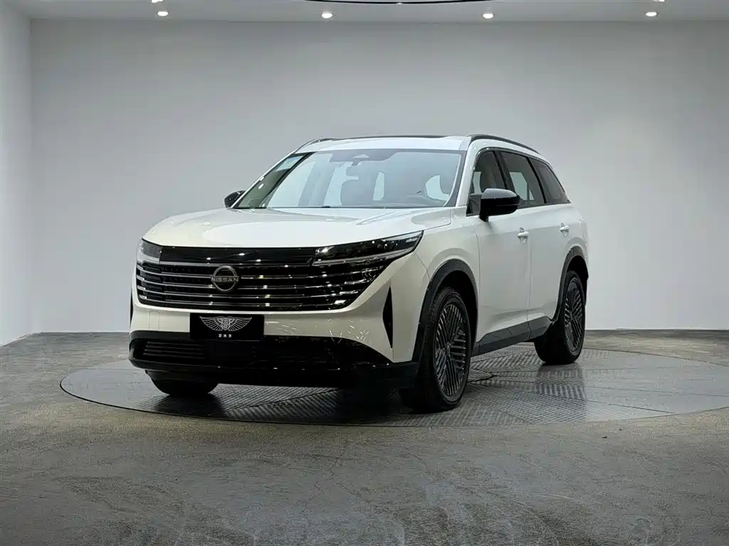 Nissan Teramont 2024
