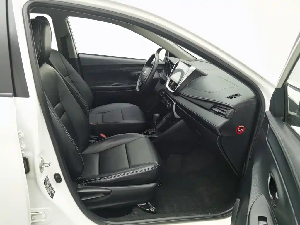 Toyota Vios FS 2018 — фото 23