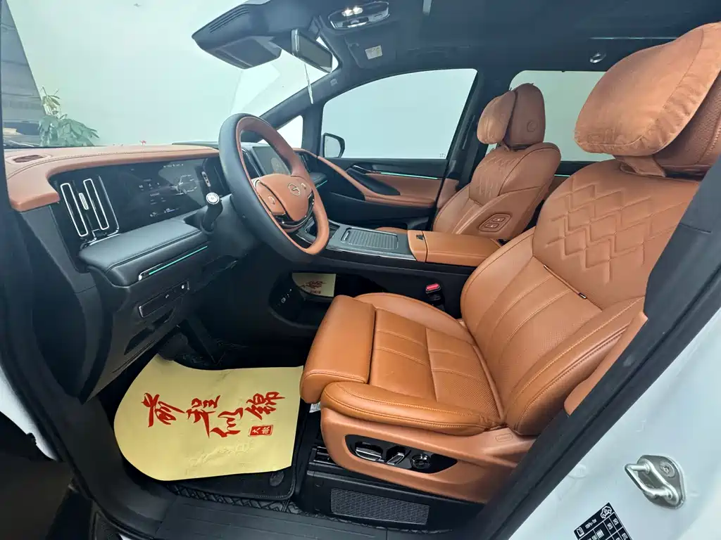 GAC Motor Xiangwang M8 2025 — фото 12