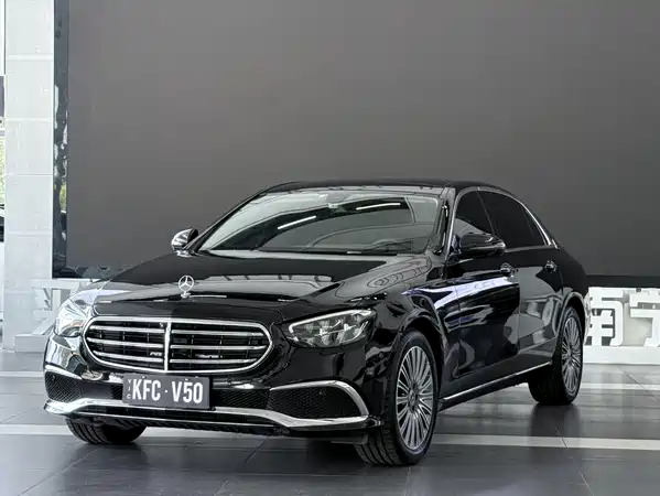 Mercedes-Benz E-Class 2021