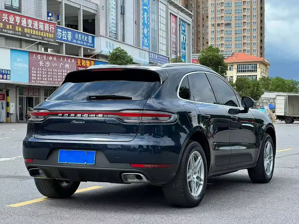 Porsche Macan 2020 — фото 9