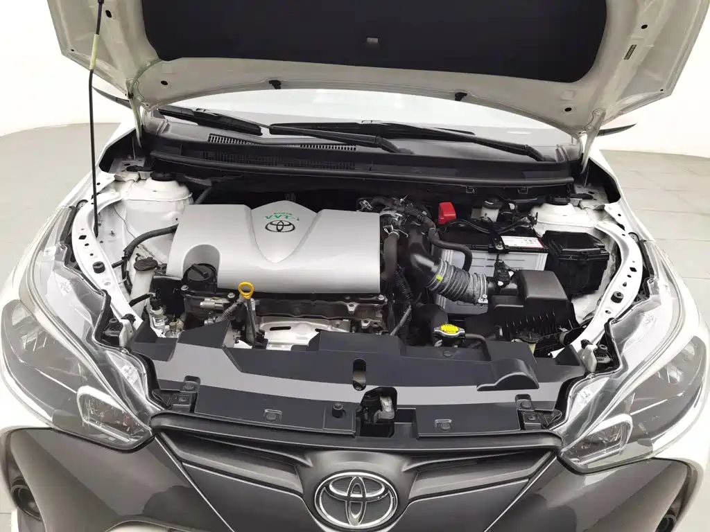 Toyota Yaris L 2017