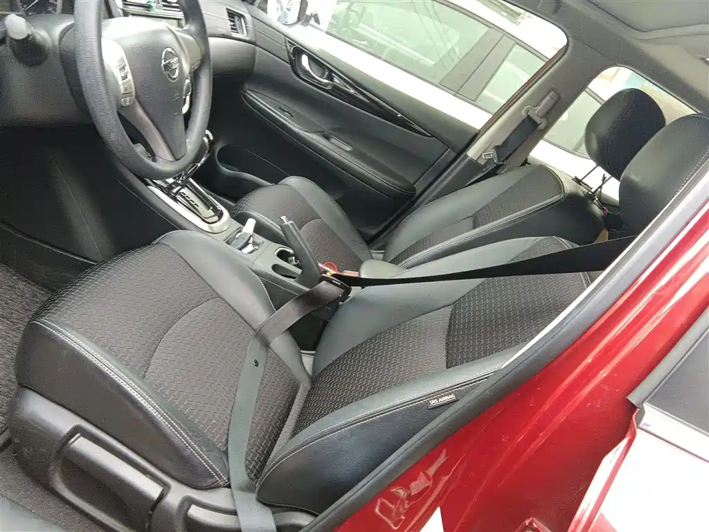 Nissan Tiida 2019 — фото 15