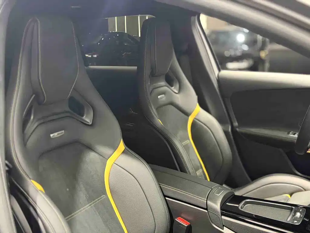 Mercedes-Benz A-Class AMG 2025 — фото 13