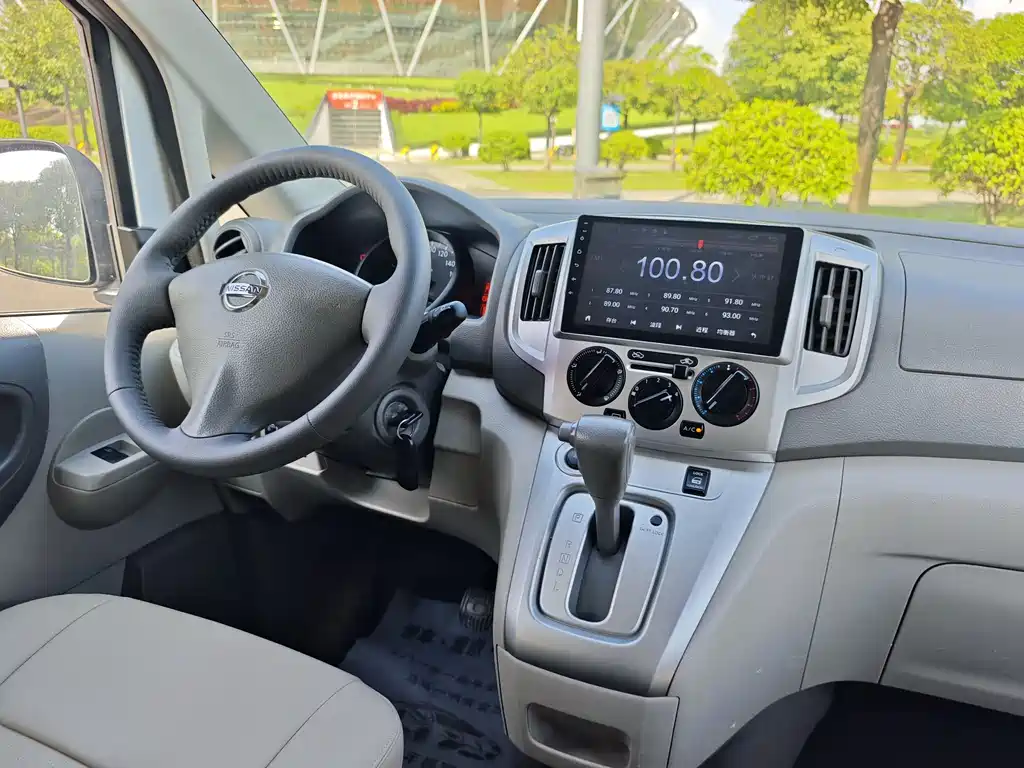 Nissan NV200 2018 — фото 20