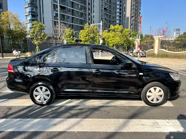 Volkswagen Santana 2013