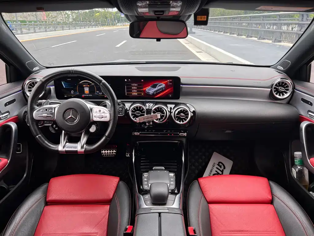 Mercedes-Benz A-Class AMG 2021 — фото 6