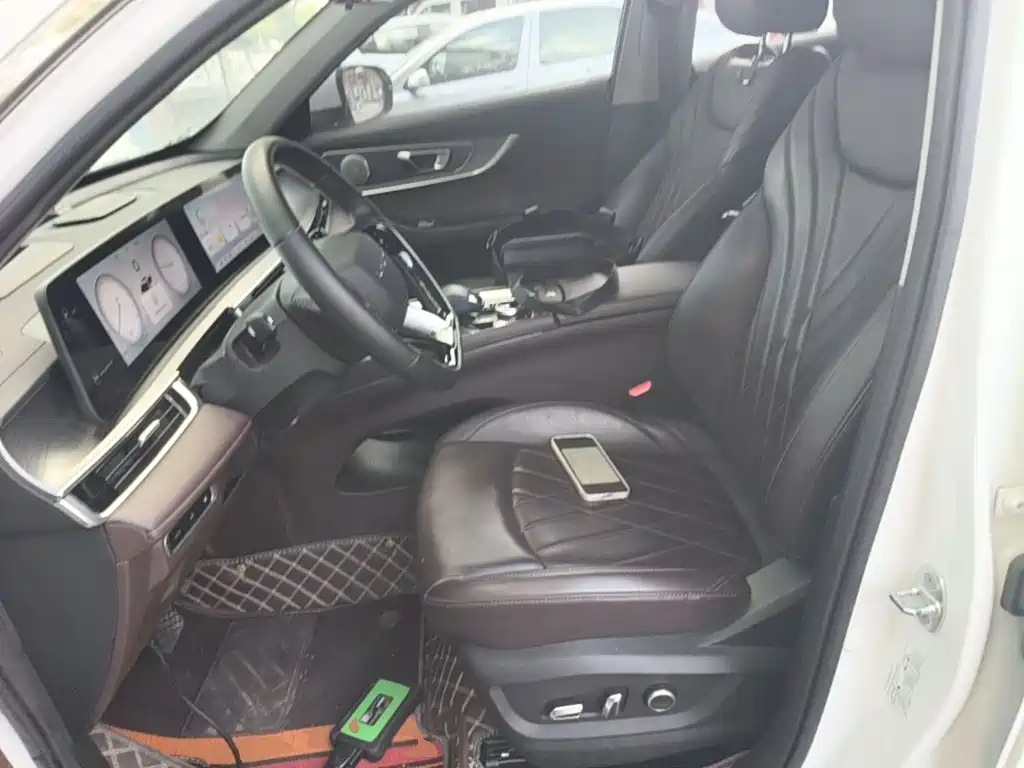 Chery Tiggo 8 PRO New Energy 2024 — фото 15