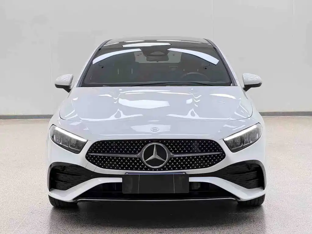 Mercedes-Benz A-Class 2025 — фото 2