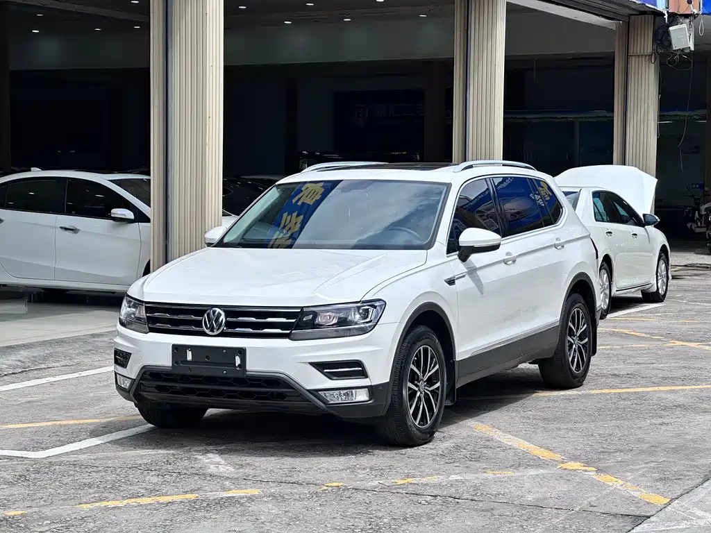 Volkswagen Tiguan L 2018 — фото 19