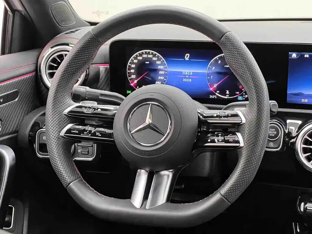 Mercedes-Benz A-Class 2025 — фото 22