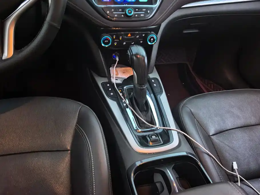 Chevrolet Malibu 2017 — фото 16