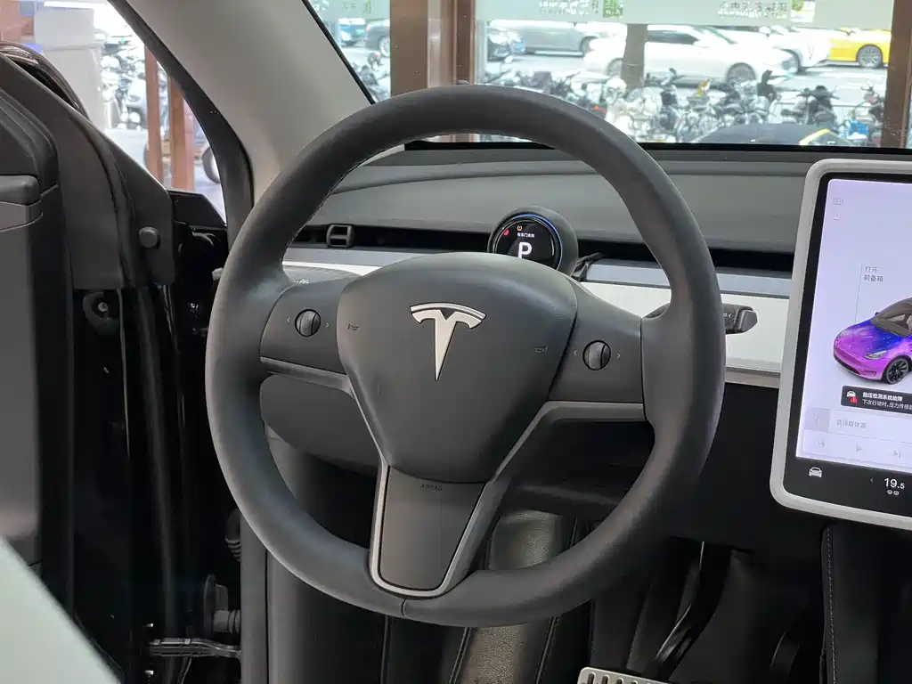 Tesla Model Y 2021 — фото 16