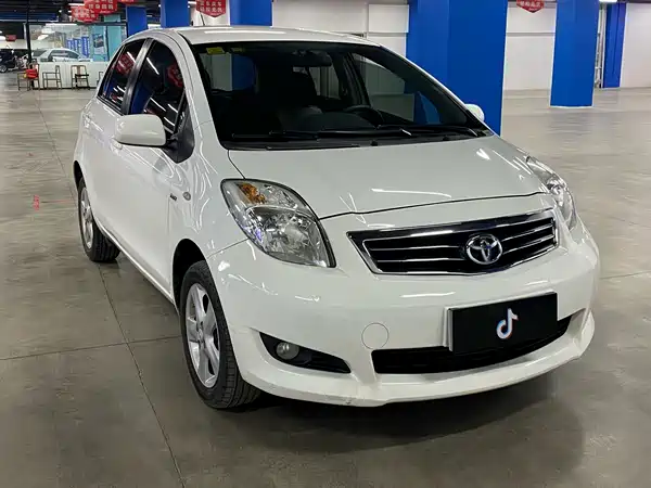 Toyota Yaris 2012
