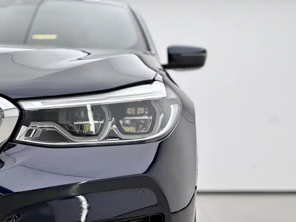 BMW 6 Series GT 2019 — фото 17