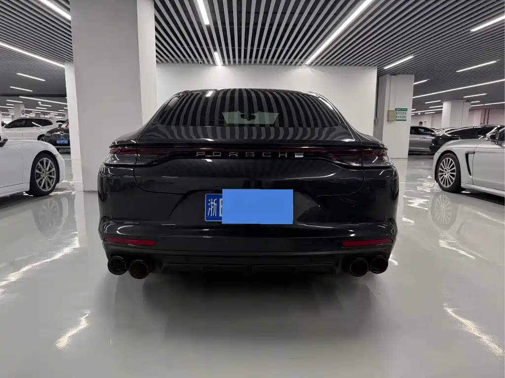 Porsche Panamera 2021 — фото 18