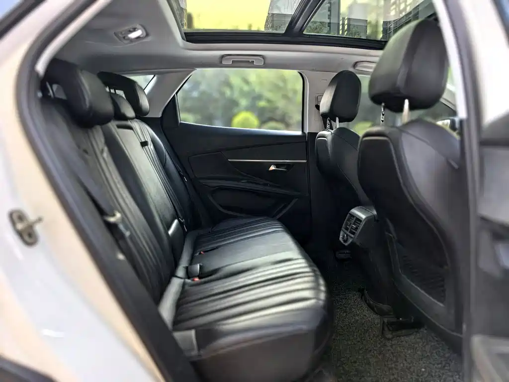 Peugeot 4008 2017 — фото 15
