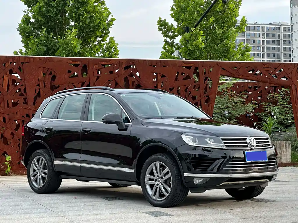 Volkswagen Touareg 2017 — фото 3
