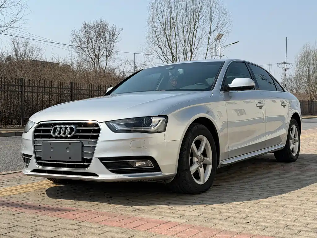 Audi A4L 2014