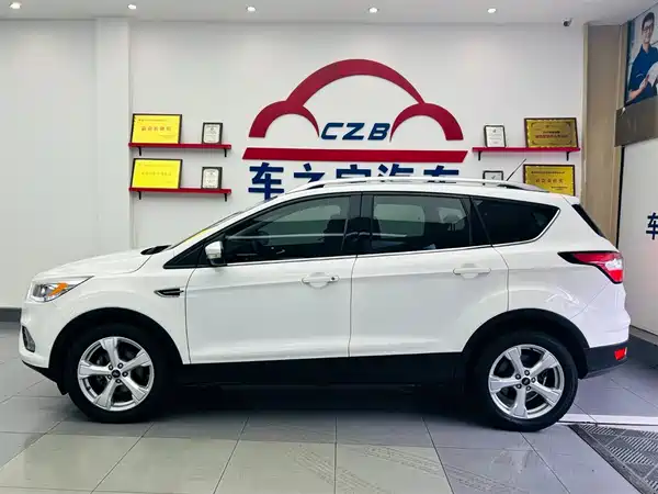 Ford Kuga 2017
