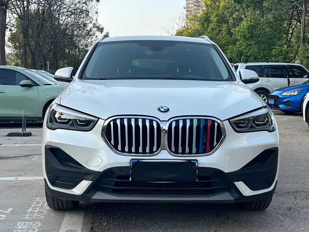 BMW X1 2021 — фото 2
