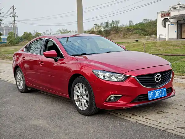 Mazda Atenza 2015