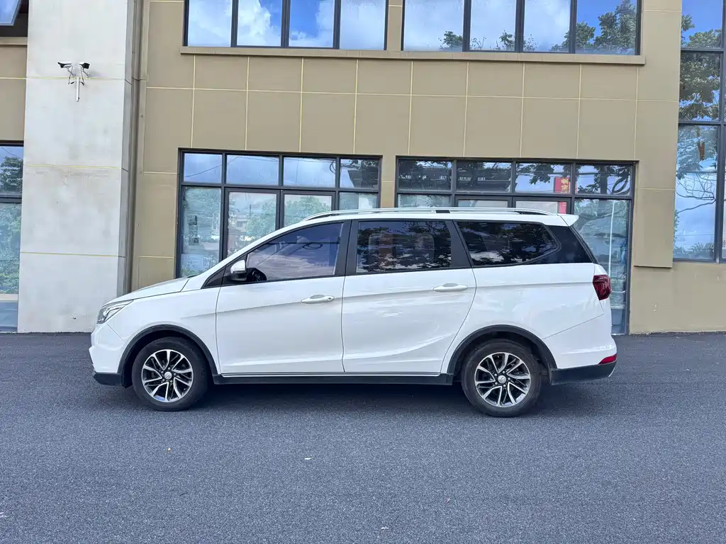 Baojun 730 2021