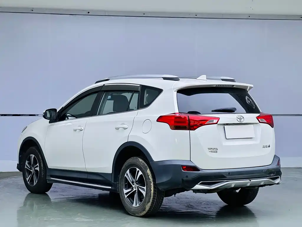 Toyota RAV4 2016