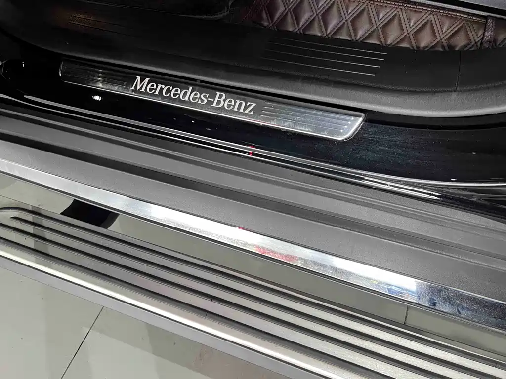Mercedes-Benz GLS 2023 — фото 13