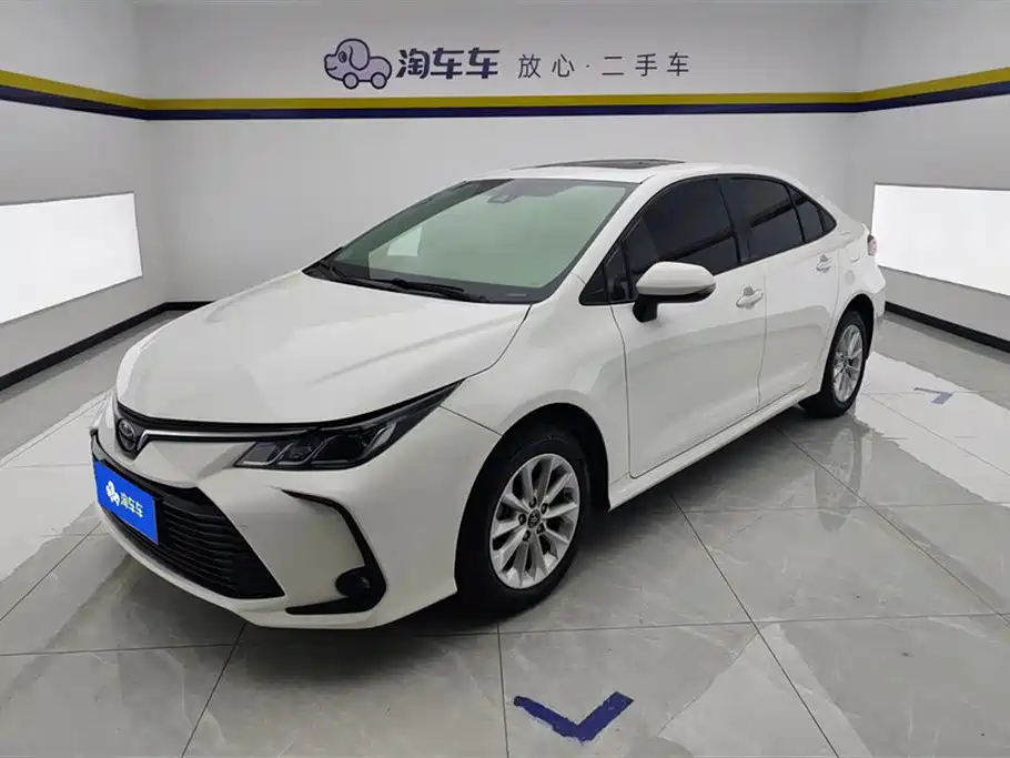 Toyota Corolla 2021 — фото 1