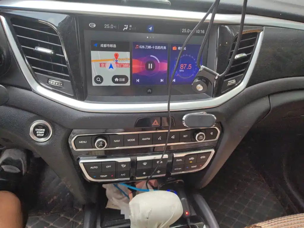 GAC Trumpchi GS7 2018 — фото 14