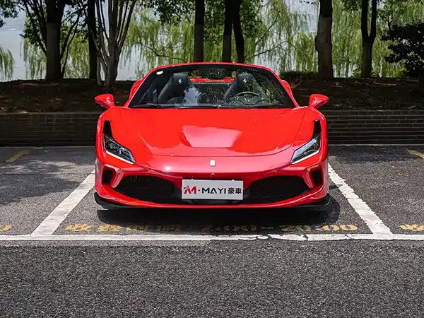 Ferrari F8 2022