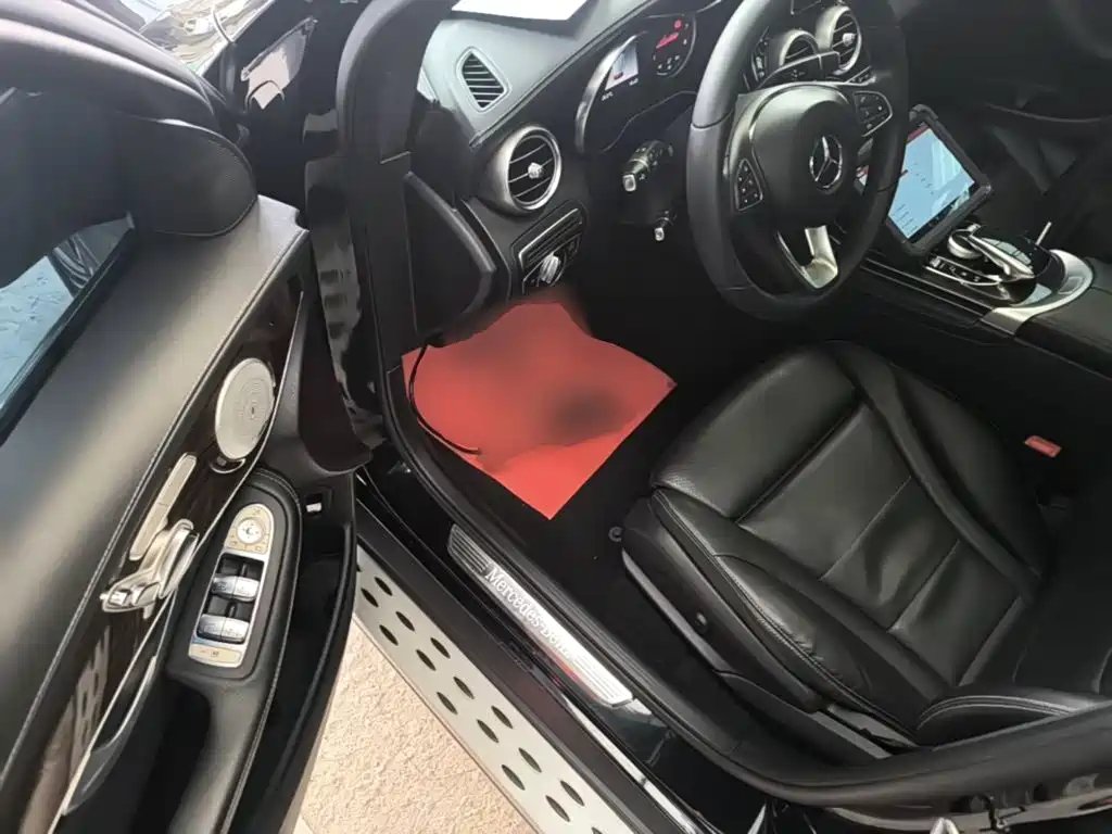 Mercedes-Benz GLC 2018 — фото 12