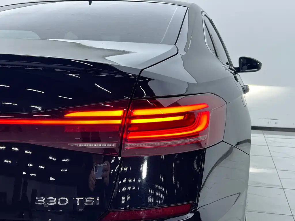 Volkswagen Passat 2023 — фото 23