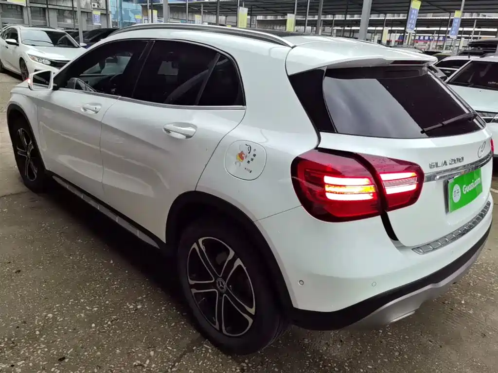 Mercedes-Benz GLA 2018 — фото 5