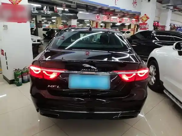Jaguar XFL 2018