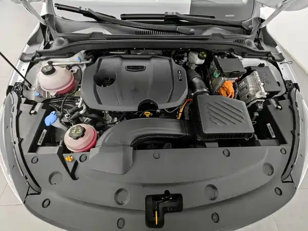 Geely Emgrand L Hip 2024