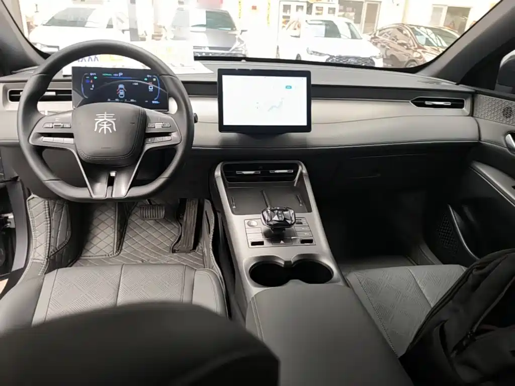 BYD Qin PLUS 2025 — фото 10