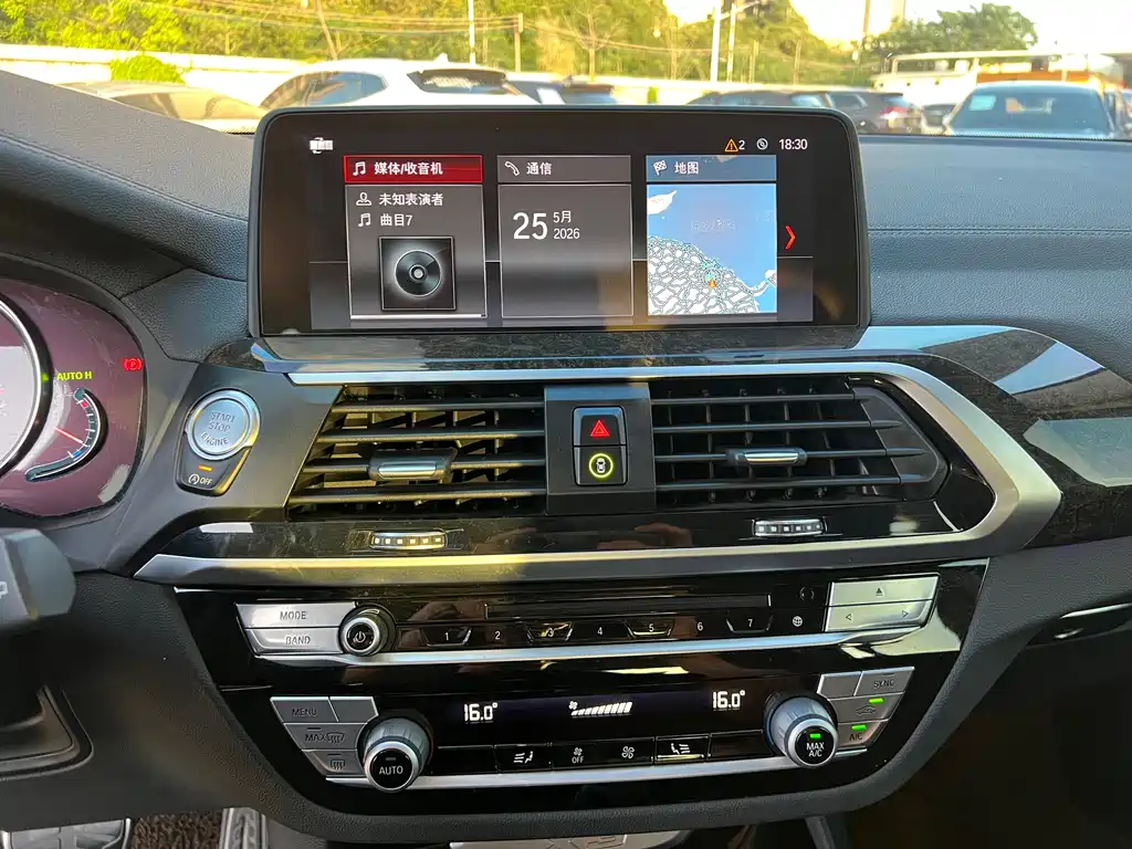 BMW X3 2019 — фото 13