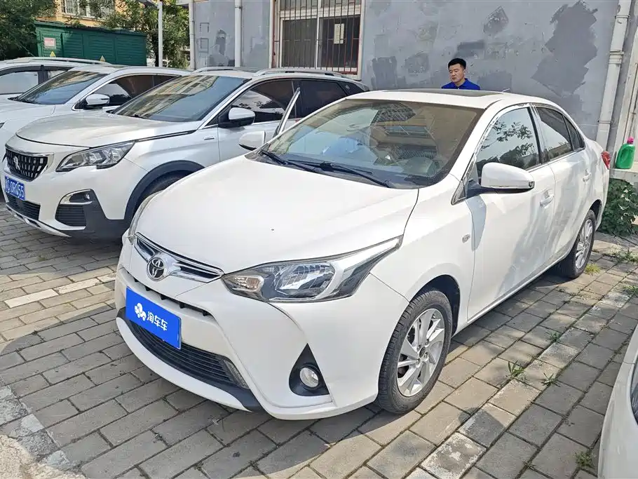 Toyota Yaris L 2017