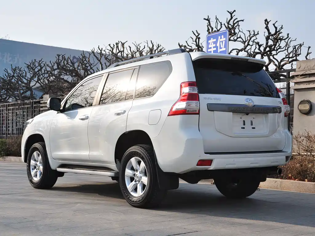 Toyota Prado 2017 — фото 4