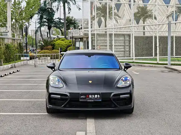Porsche Panamera 2017