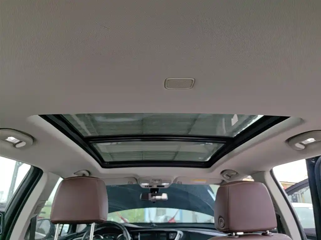 Buick Envision Plus 2021 — фото 18