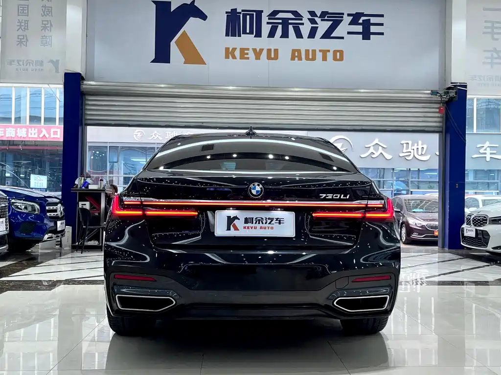 BMW 7 Series 2019 — фото 14